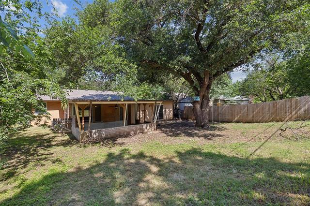 Building Photo - 308 Myrtle Dr