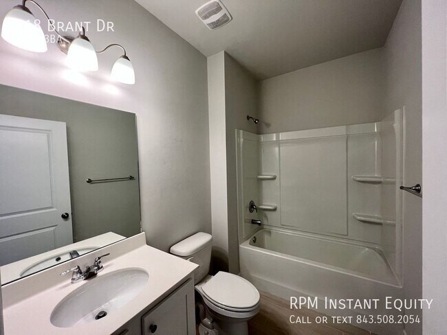 Building Photo - 118 Brant Dr