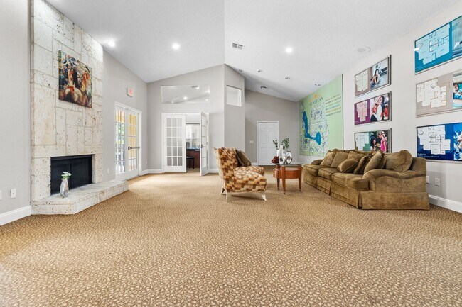 Building Photo - VENETIAN PLACE - 2nd floor • 1 BR 1 Bath -...