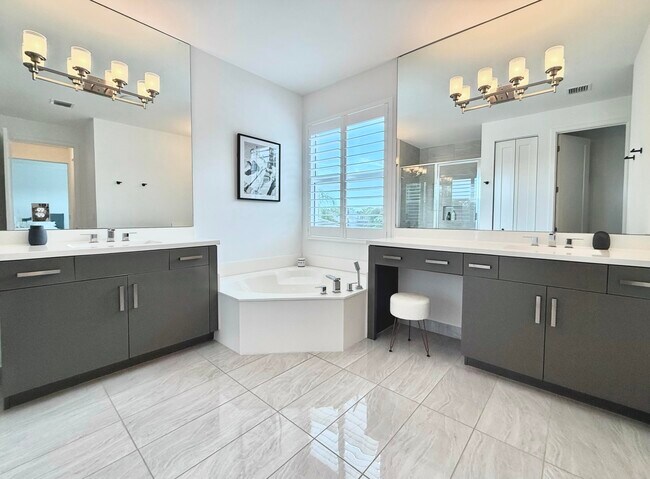 Building Photo - 9842 Salty Bay Dr