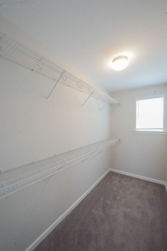 Building Photo - 165 Greyfield Cir