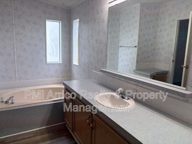 Building Photo - 3510 Petticoat Jct