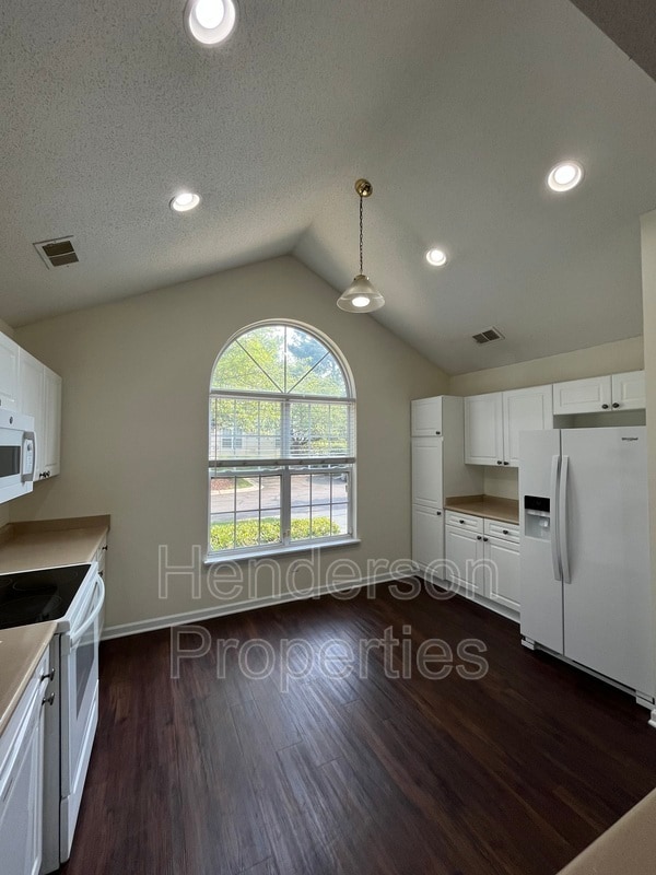 Building Photo - 4531 Antelope Ln