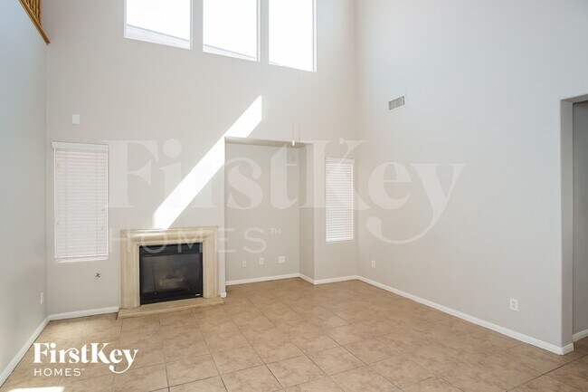 Building Photo - 10387 Howling Coyote Ave