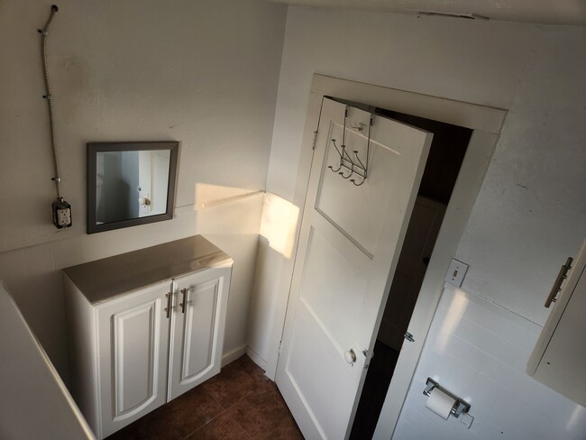 Building Photo - 1182 Navasota St