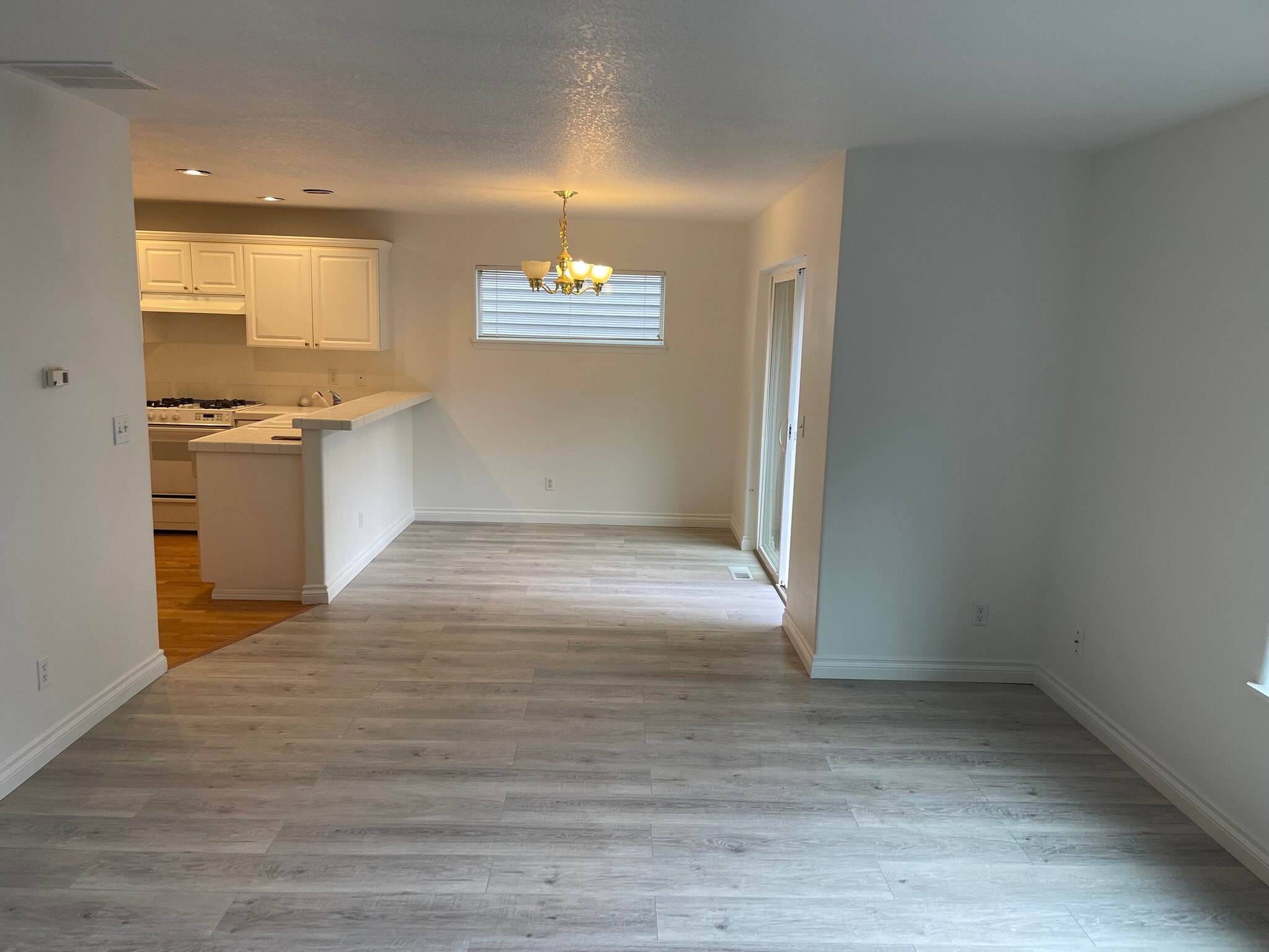 Building Photo - 16586 NW Desert Canyon Dr