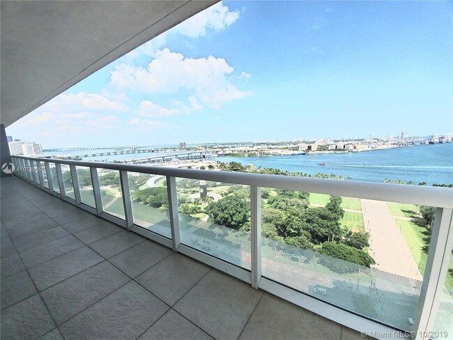 Primary Photo - 50 Biscayne Blvd