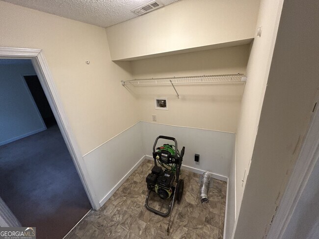 Building Photo - 201 Mt Moriah Rd