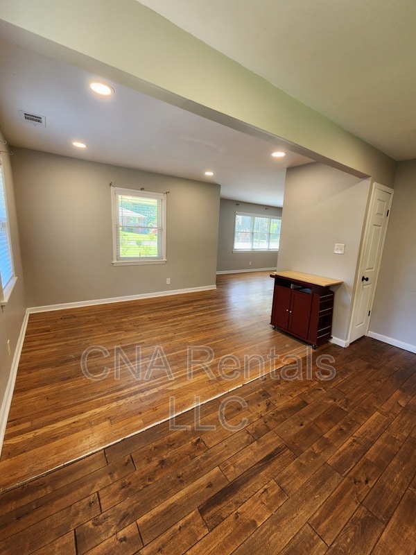 Building Photo - 730 McBurnette Rd N E