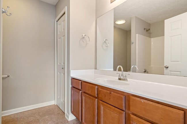 Building Photo - 1020 Somerset Springs Dr