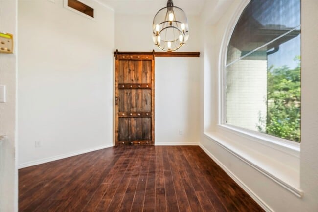 Building Photo - 7517 Waterwood Dr
