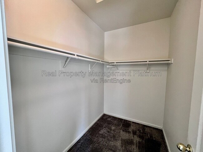 Building Photo - 10263 N Recreation Ave