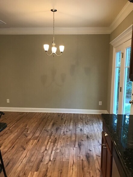 Building Photo - 655 Bald Eagle Dr