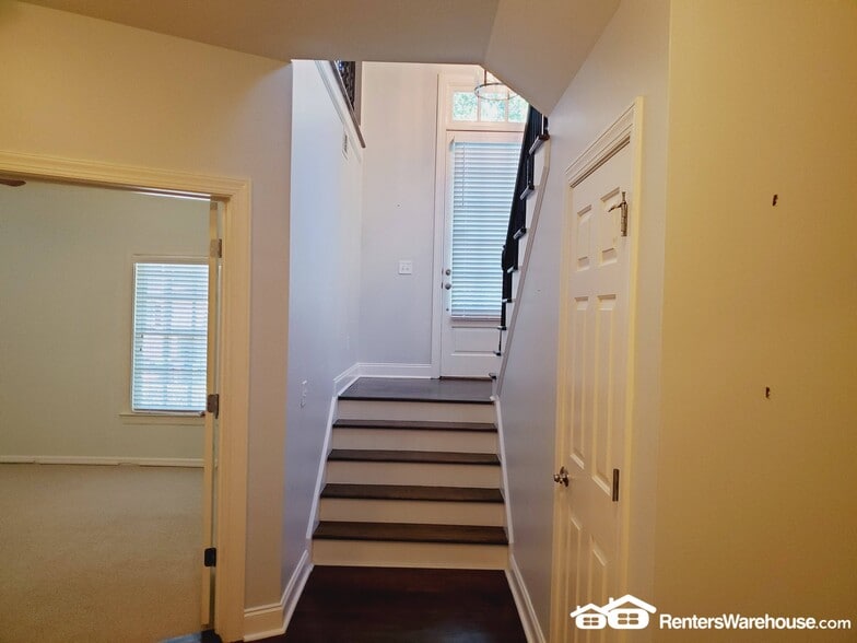 Building Photo - 4401 Wilkerson Manor Dr