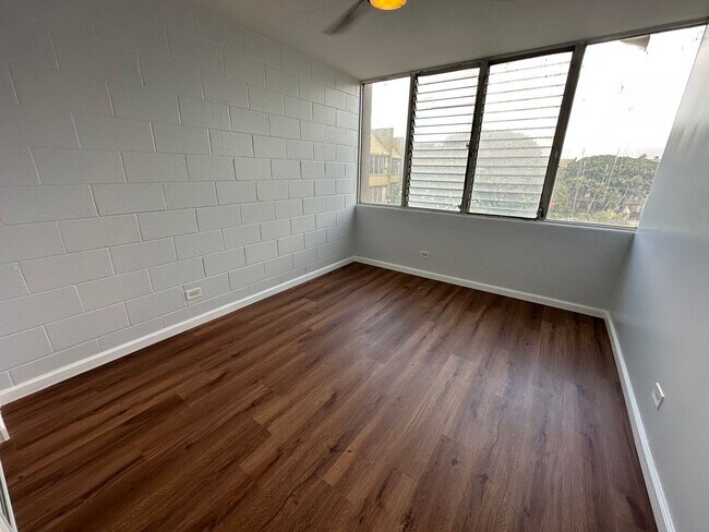 Building Photo - Maui Condo