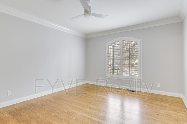 Building Photo - 1801A Shackleford Rd
