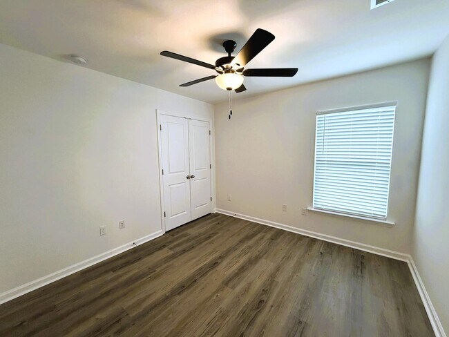 Building Photo - 3734 Meadow Vista Ln.