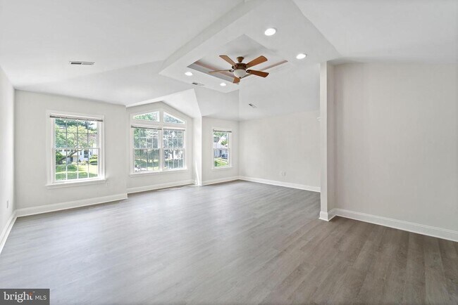 Building Photo - 12312 Streamvale Cir