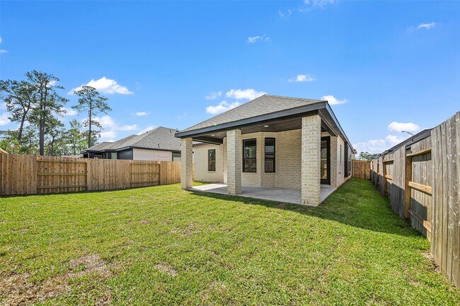 Building Photo - 233 Trapper Creek Dr