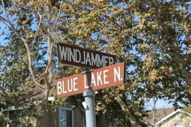 Building Photo - 44 Windjammer