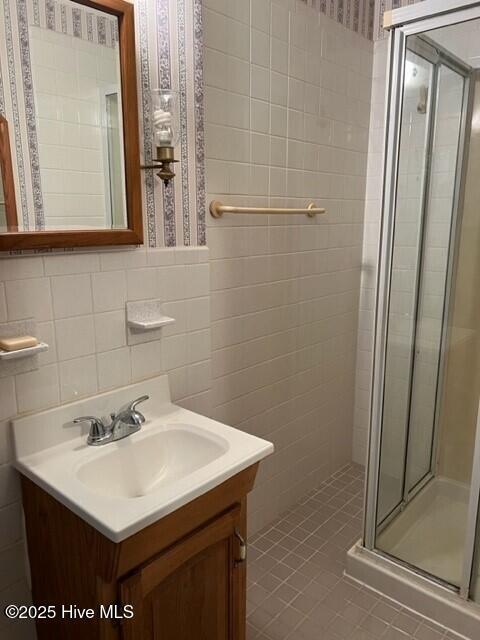 Building Photo - 209 Shamrock Dr