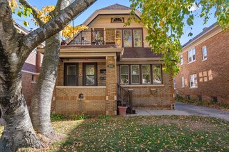 Building Photo - 2512 N 61st St