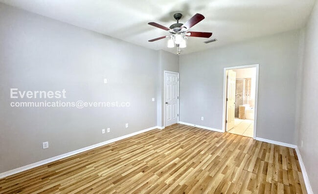 Building Photo - 10308 Birdwatch Dr