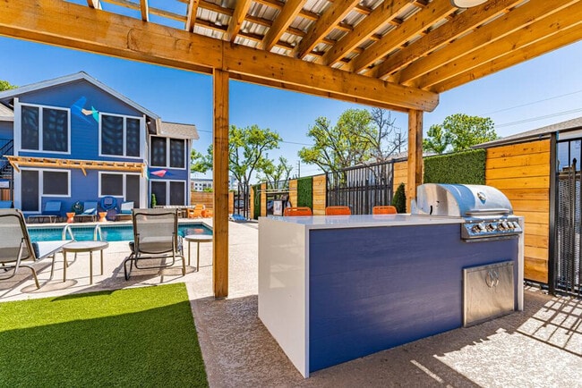 Building Photo - 803 Capitol Ct