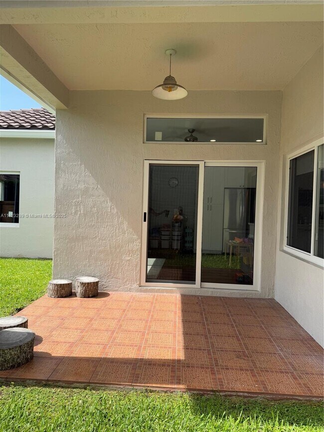 Building Photo - 4422 Foxtail Ln