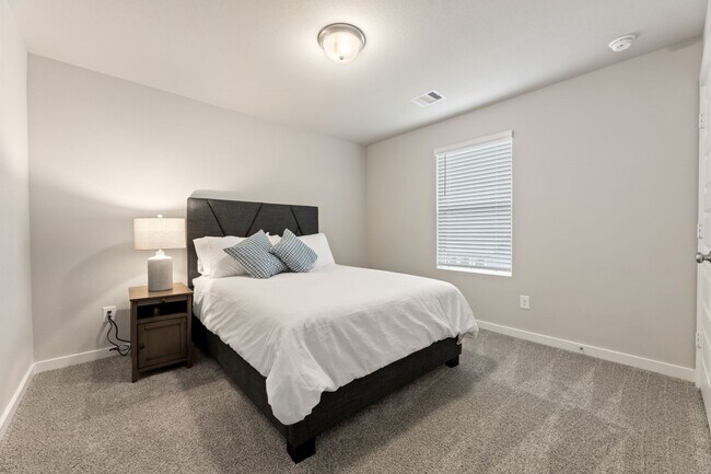 Building Photo - 15427 Dapple Blf Ln