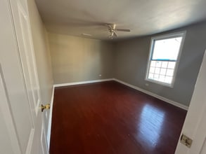 Building Photo - 14520 Harvey Ave