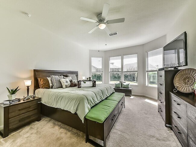 Building Photo - 15223 Sunlight Bay Ct