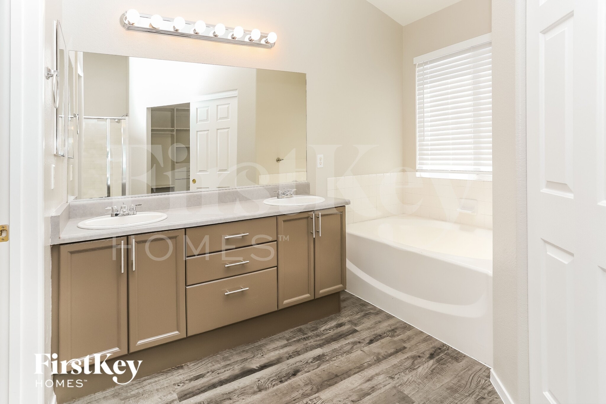 Building Photo - 7605 Donald Nelson Ave