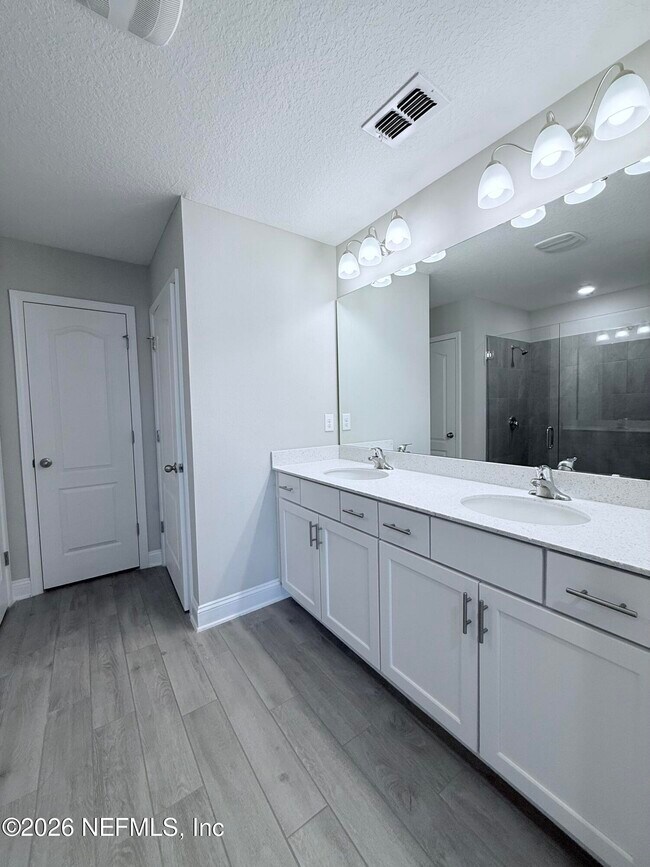 Building Photo - 23 Alagon Wy