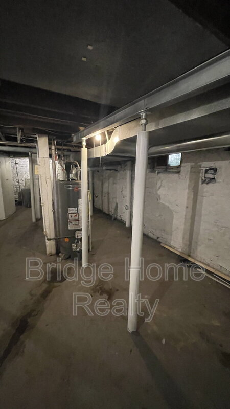 Building Photo - 7526 Dickson St