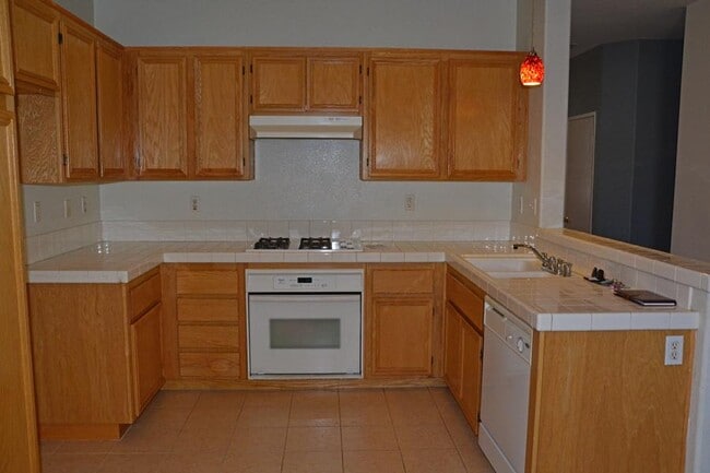 Building Photo - 12982 Dos Palmas Rd