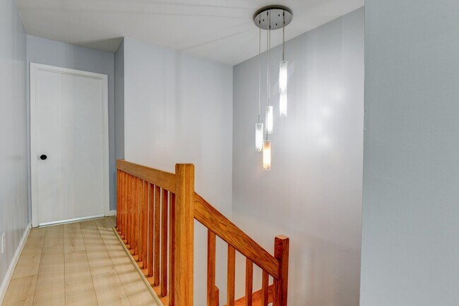 Building Photo - 321 Sea Isle Key