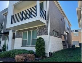 Building Photo - 504 Harmon Dr