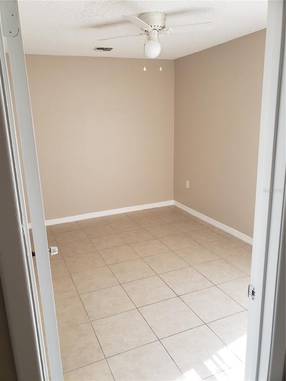 Building Photo - 1704 Ridgewood Ln
