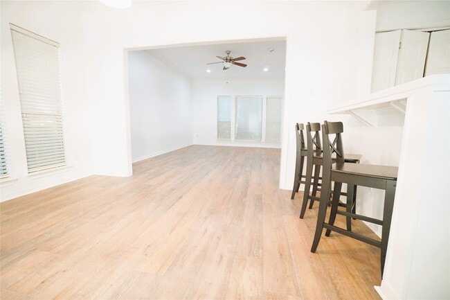 Building Photo - 11711 Memorial Dr