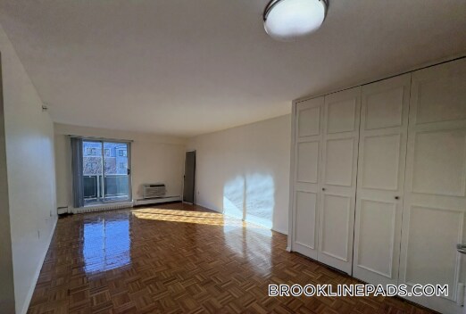 Building Photo - 185 Freeman St