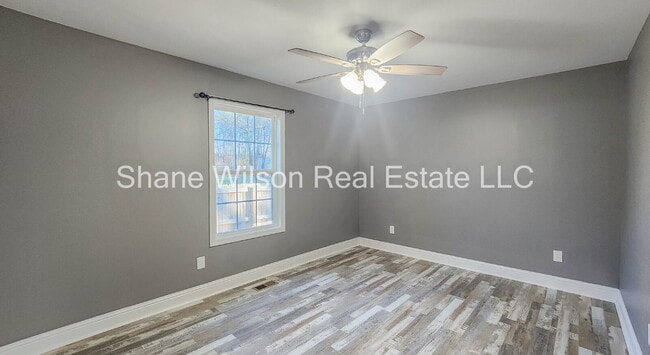 Building Photo - 3 BR / 2 BA for lease in Dalton