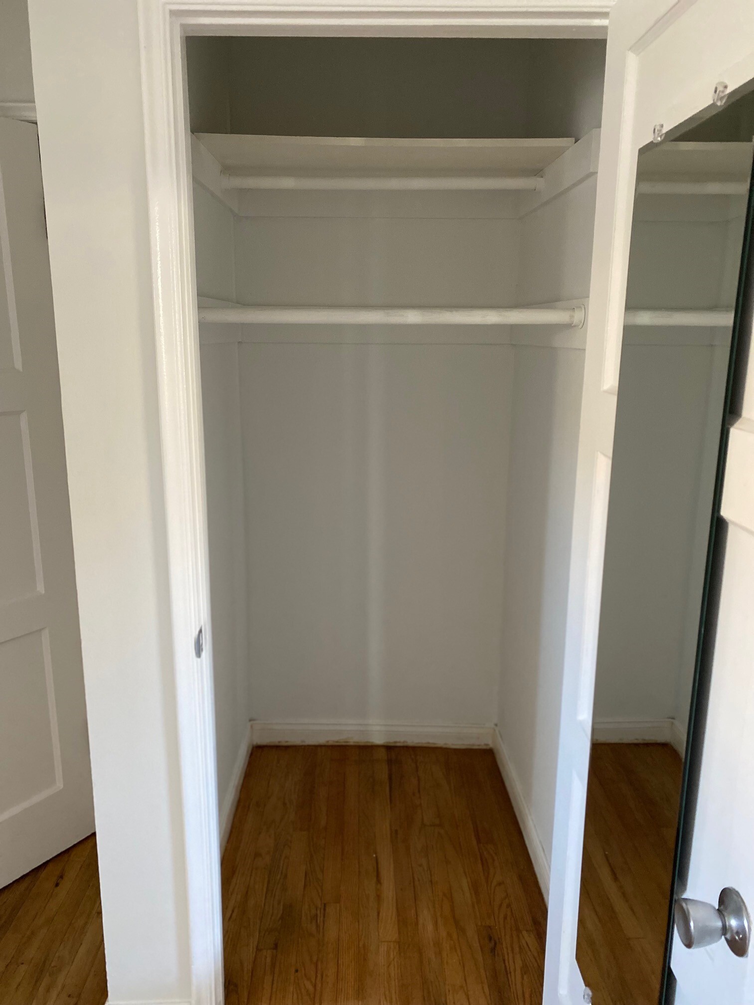 CLOSET 1 single pole - 12447 Walsh Ave