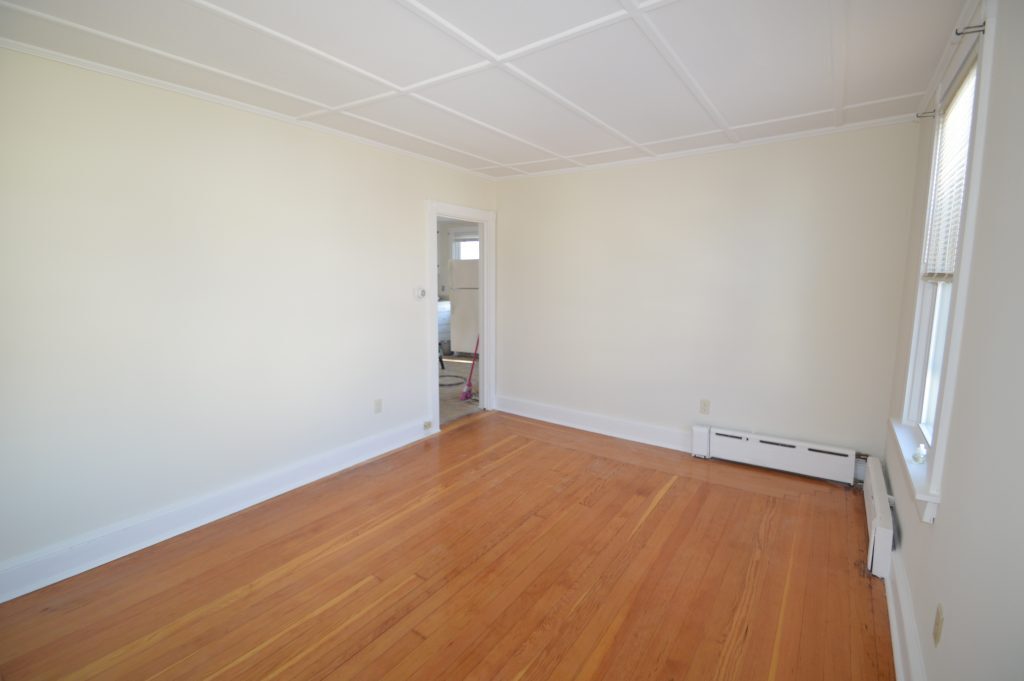 Building Photo - 20 Dixon St