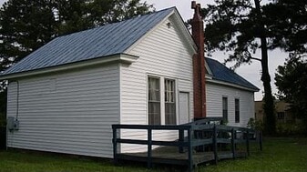 Building Photo - 113 NC-32