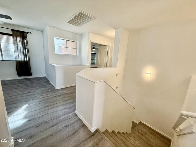 Building Photo - 1782 E Oakland St