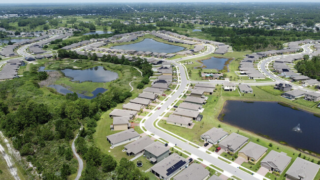 Building Photo - 922 Remington Green Dr SE