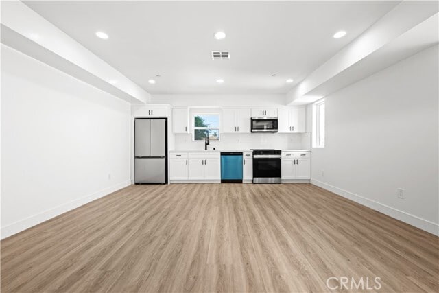 Building Photo - 6704 Kester Ave