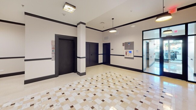 Building Photo - 40 Dupage Ct