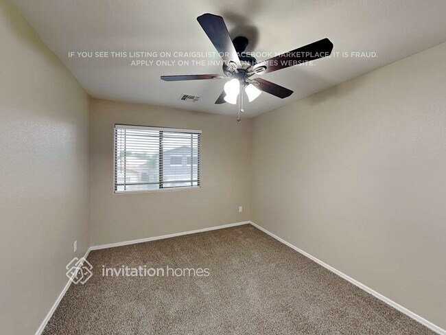 Building Photo - 1875 E Renegade Trail